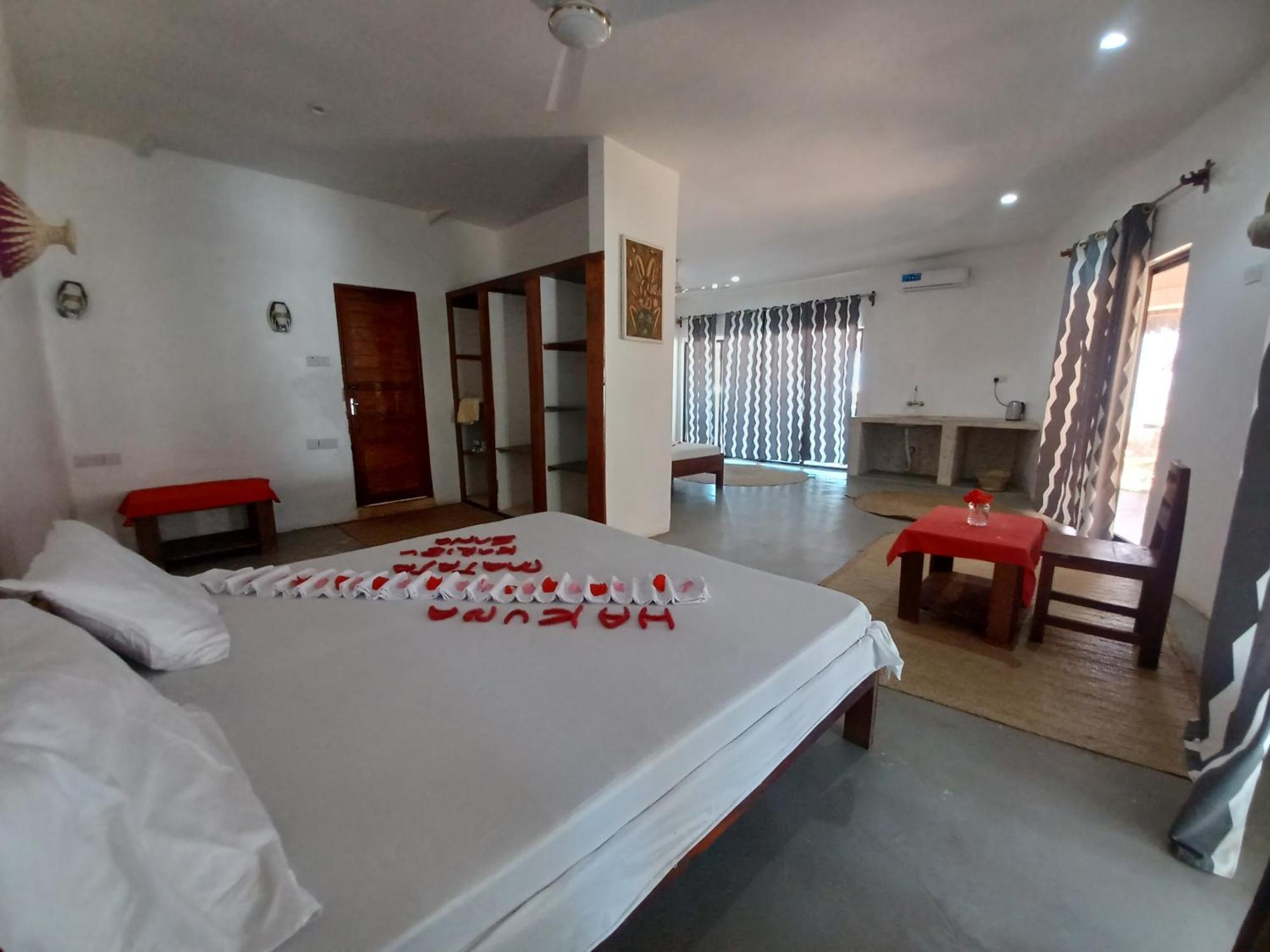 Maua Beach Hotel Kizimkazi Buitenkant foto
